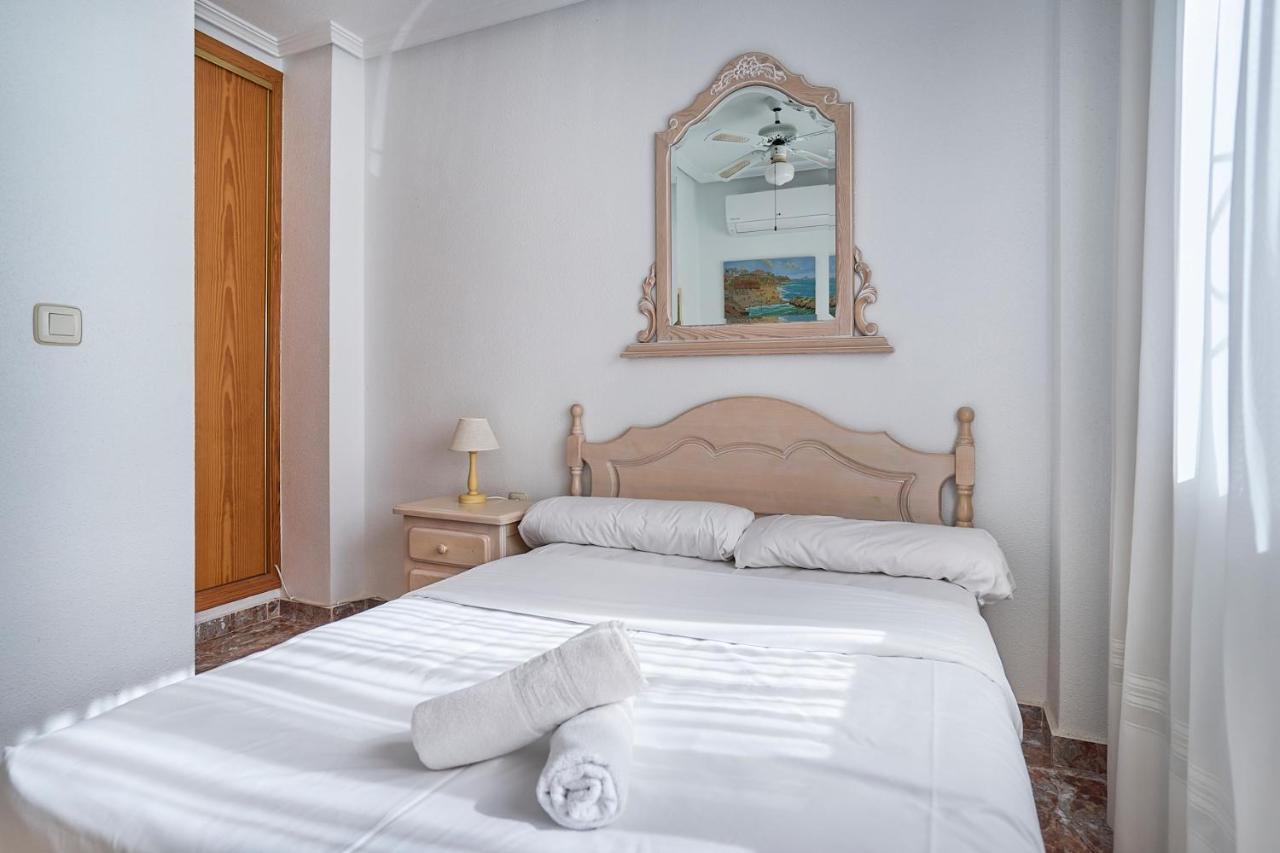 Espanhouse Playa Townhouse In La Zenia Close To The Beach 奥里韦拉 外观 照片