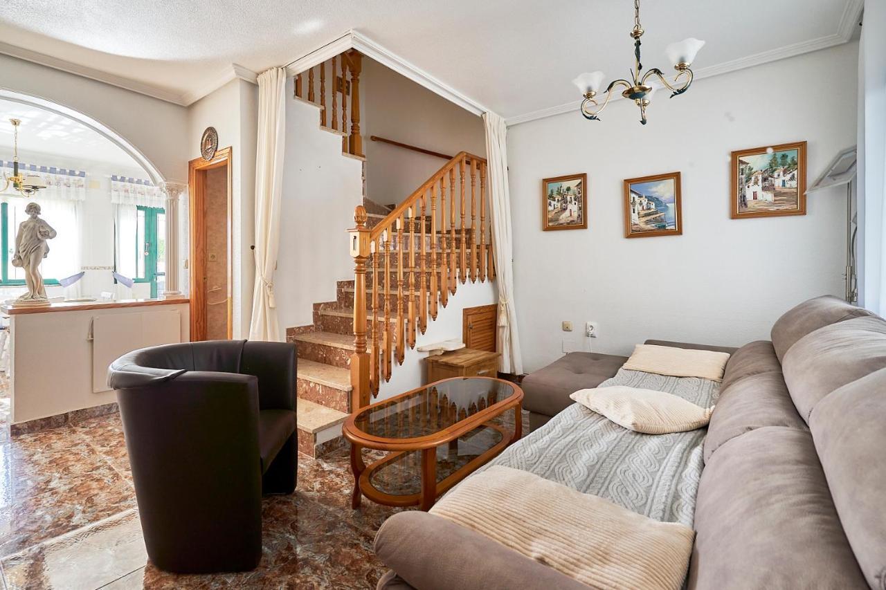 Espanhouse Playa Townhouse In La Zenia Close To The Beach 奥里韦拉 外观 照片