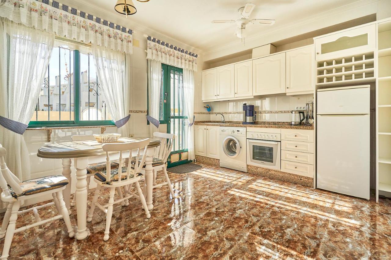Espanhouse Playa Townhouse In La Zenia Close To The Beach 奥里韦拉 外观 照片