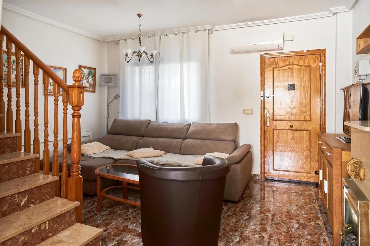Espanhouse Playa Townhouse In La Zenia Close To The Beach 奥里韦拉 外观 照片
