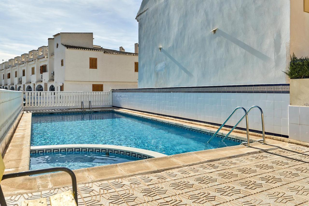 Espanhouse Playa Townhouse In La Zenia Close To The Beach 奥里韦拉 外观 照片